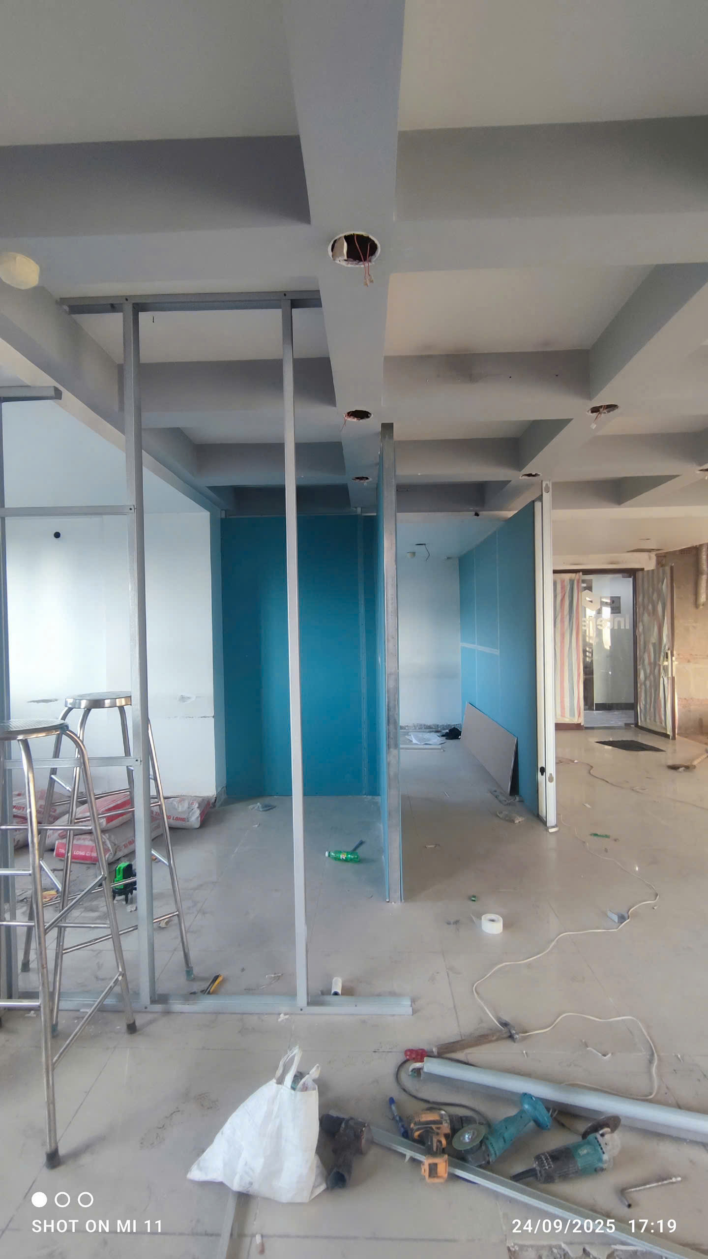 Thi công cải tạo Tòa nhà International Plaza